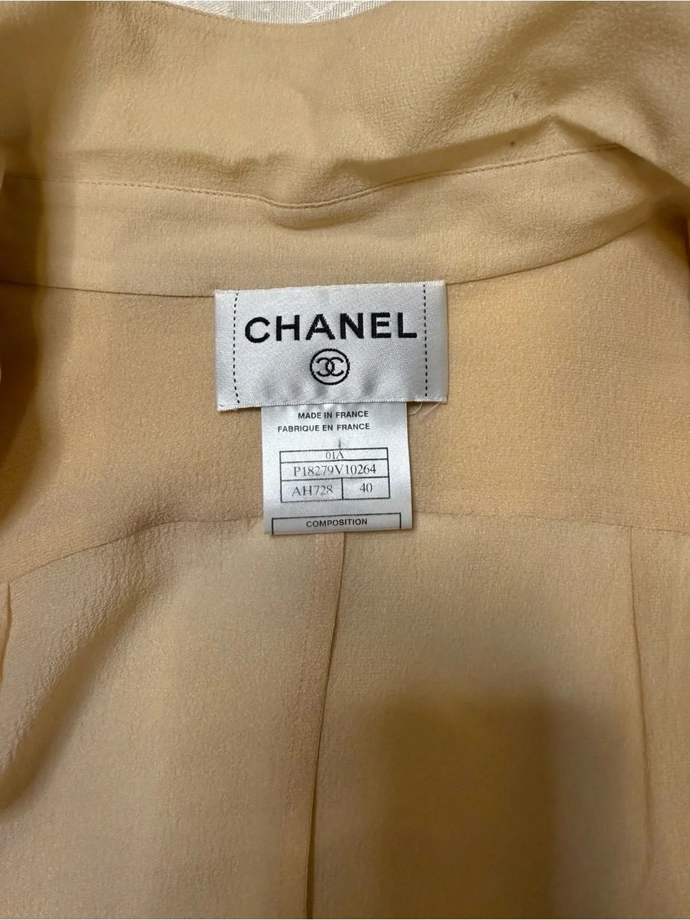 Classic CHANEL 2001A Nude Beige  Silk Sheer Cropped Shirt CC Logo Buttons FR 40